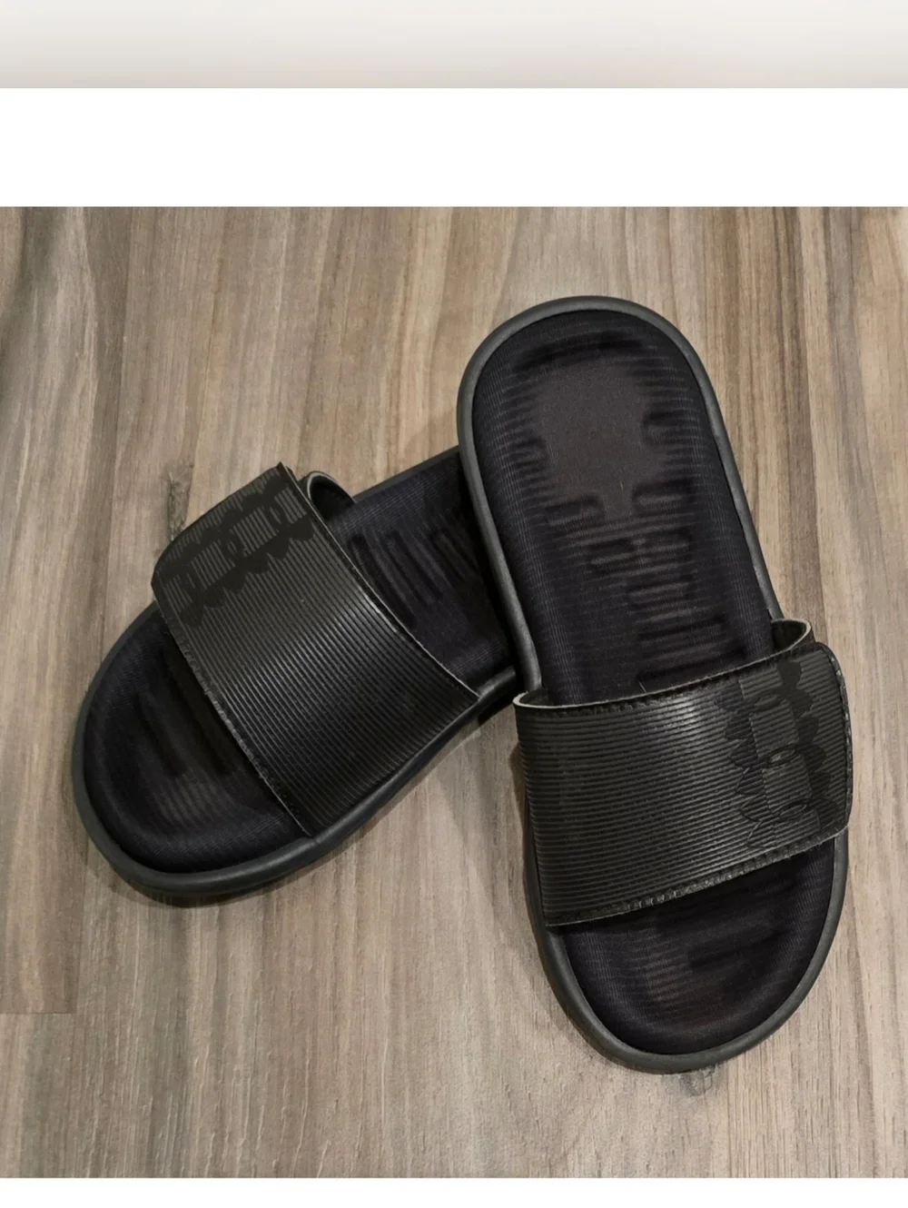 Under Armour Youth Slides Black Size 1Y Velcro Strap Athletic Sandals
